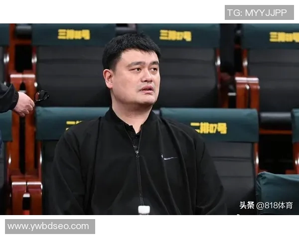 医生姚明的职业生涯与成就概述及个人简历分析 医生姚明的职业生涯与成就概述及个人简历分析