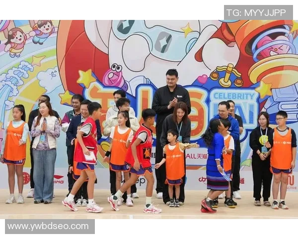 姚明赛后握手传递友谊与尊重的精神展现体育精神的力量与魅力