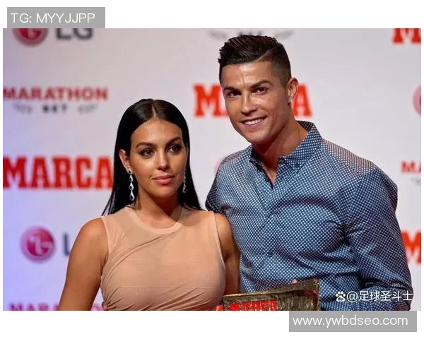 足球明星未婚生子背后的故事与挑战揭秘